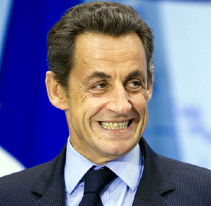Nicolas Sarkozy, le docteur Jekyll et mister Hyde  de l’UMP est –il une réponse politiquement sérieuse ?