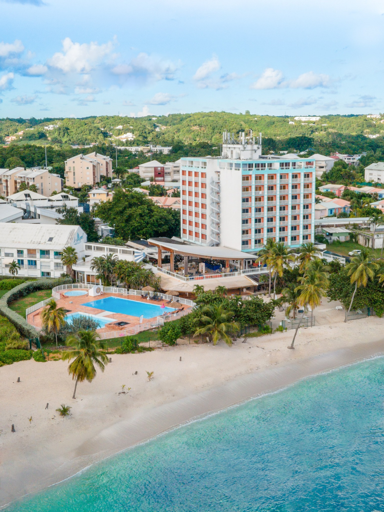 Arawak Beach Resort entre plage et mer des Caraïbes